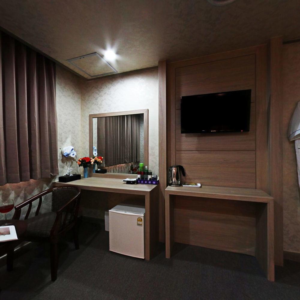 Uijeongbu Tourist Hotel Exterior photo