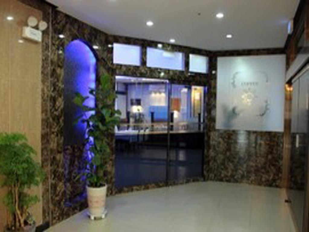 Uijeongbu Tourist Hotel Exterior photo